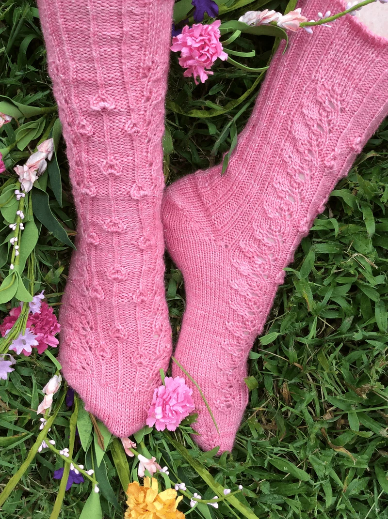 Petites Fleurs Free Sock Pattern