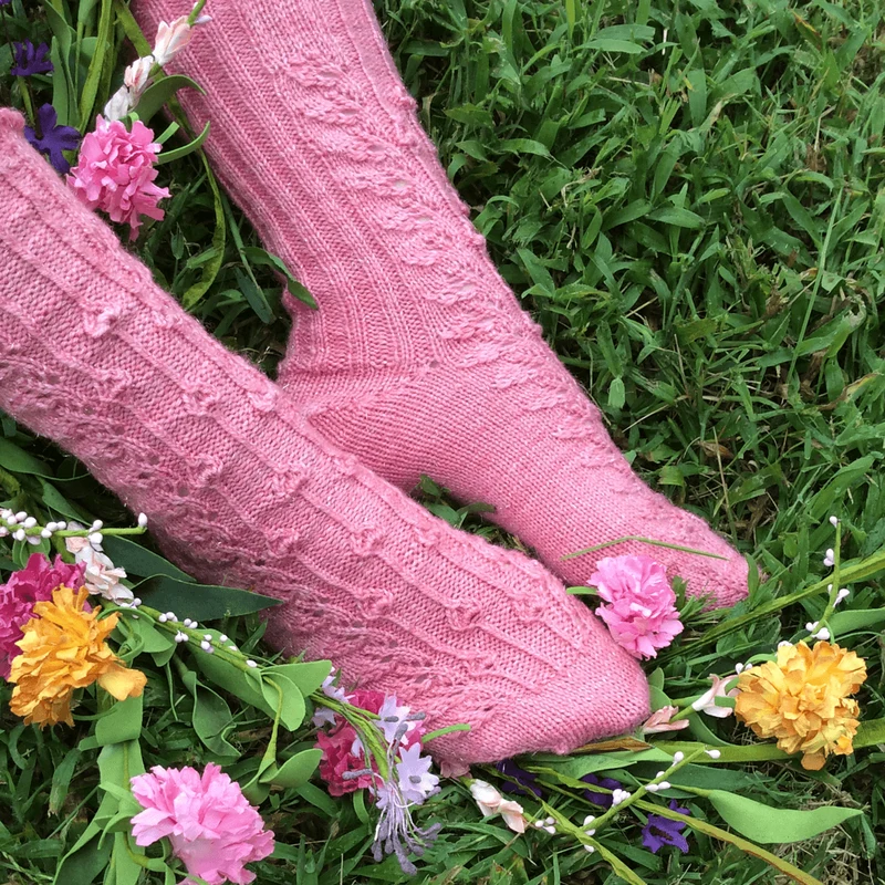Petites Fleurs Free Sock Pattern