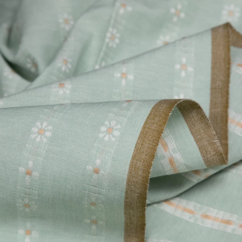 Forest Forage Daisies | Coton tissé teint | Fableism