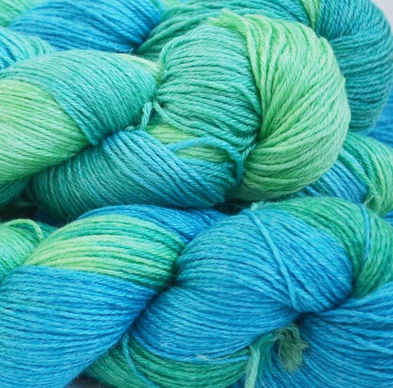 aveyla silky sock