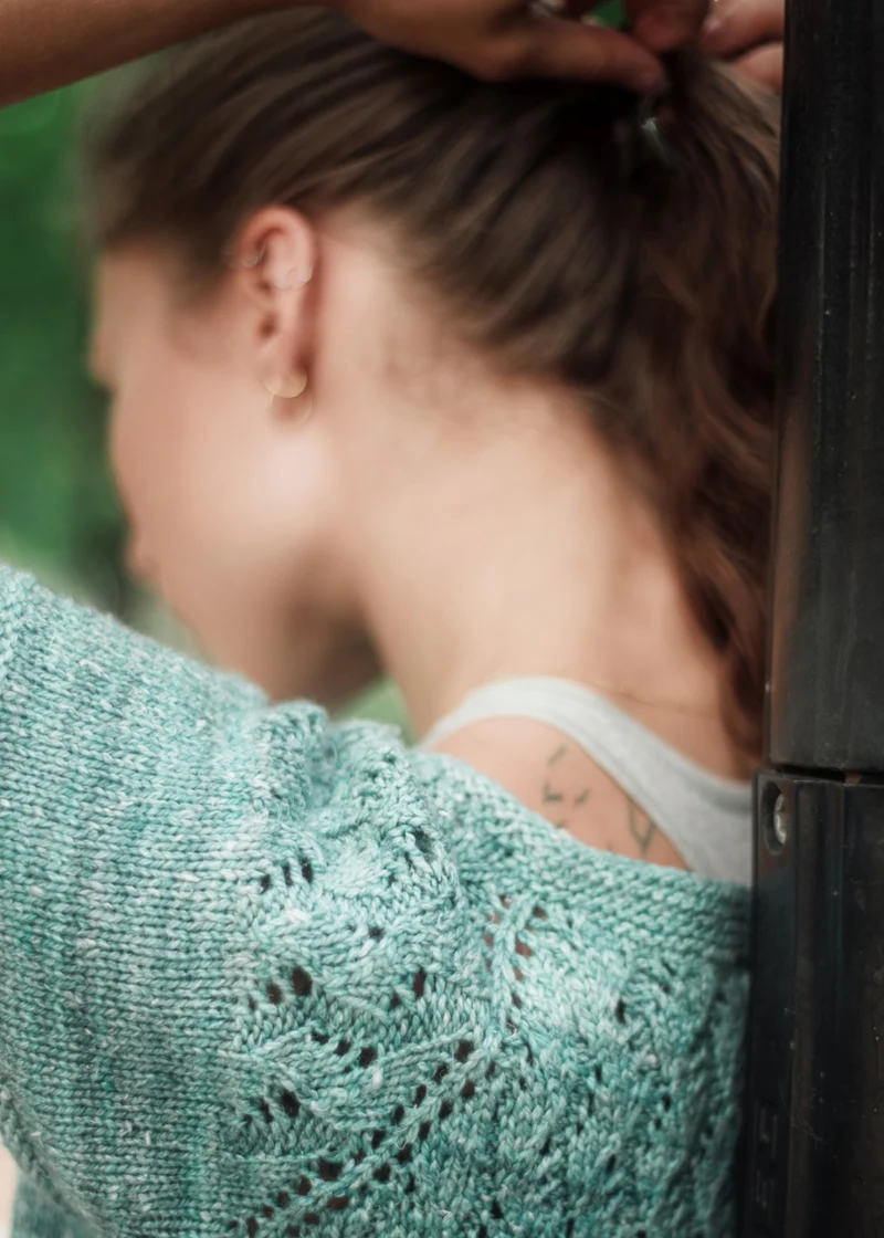 Le Coeur est un Oiseau Pullover | Knitting pattern and Optional kits
