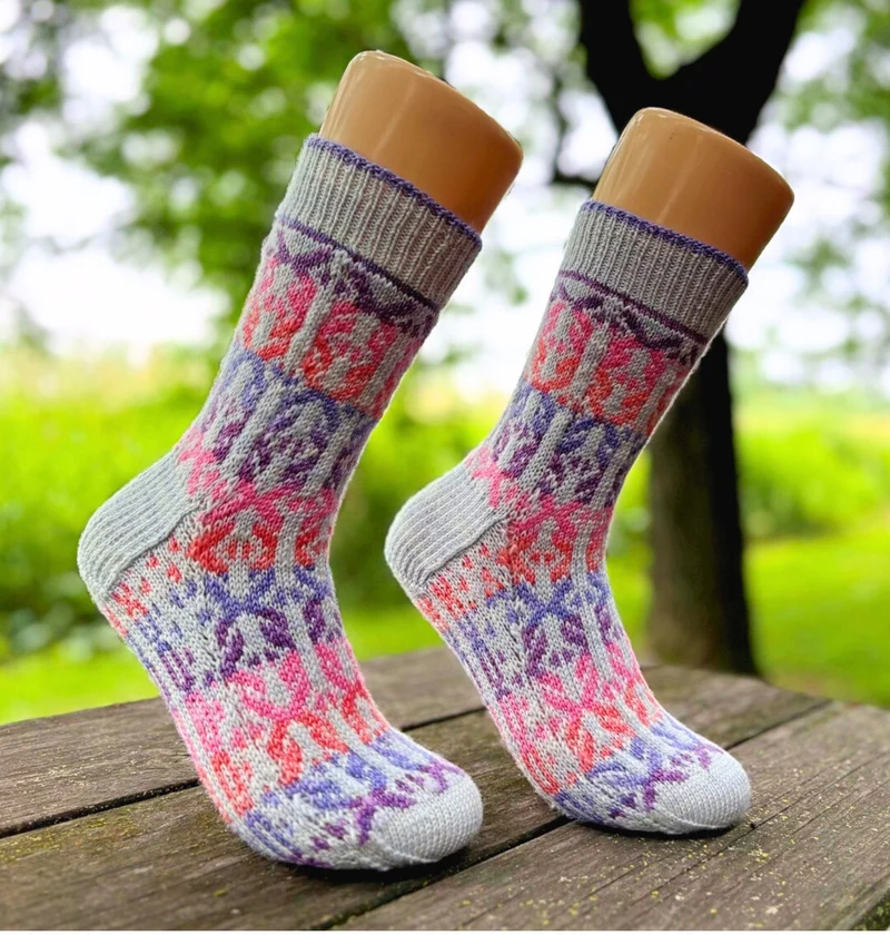 XO Socks | Knitting pattern and Optional kits