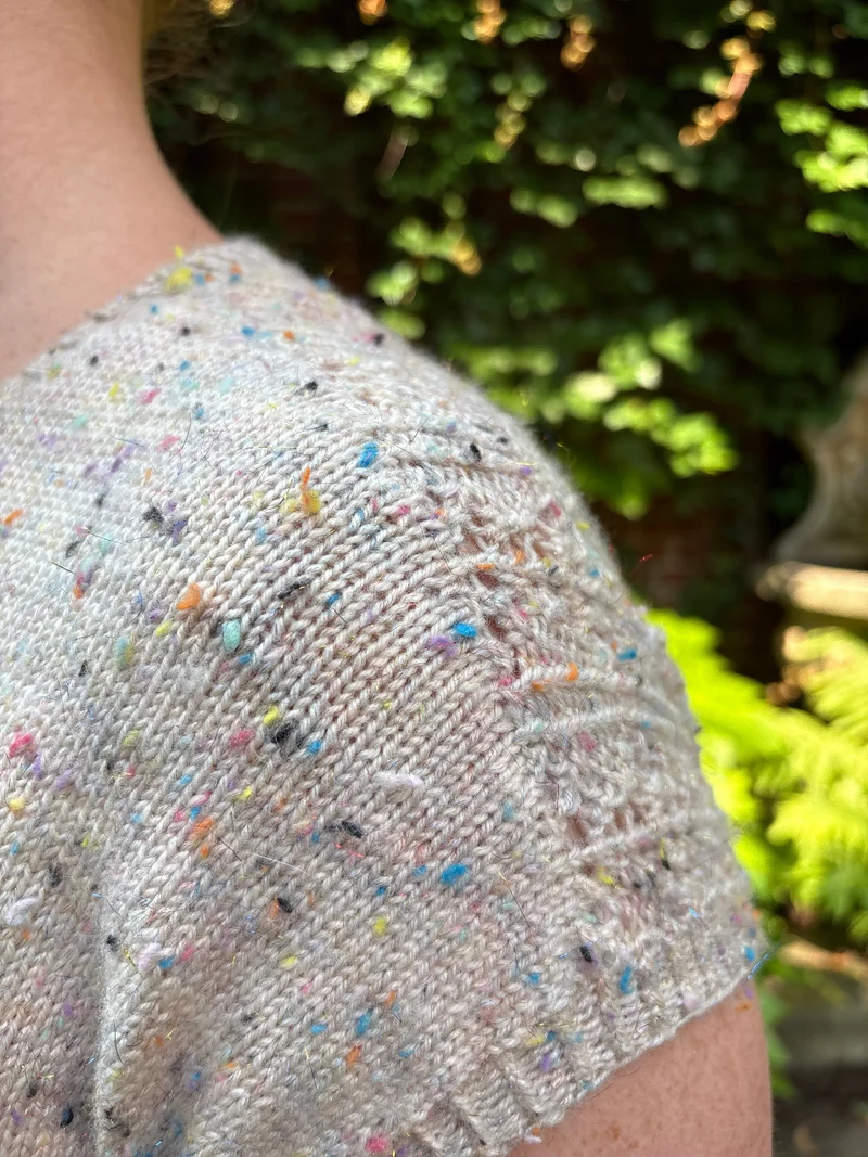 Trapezius Tee | Knitting kits