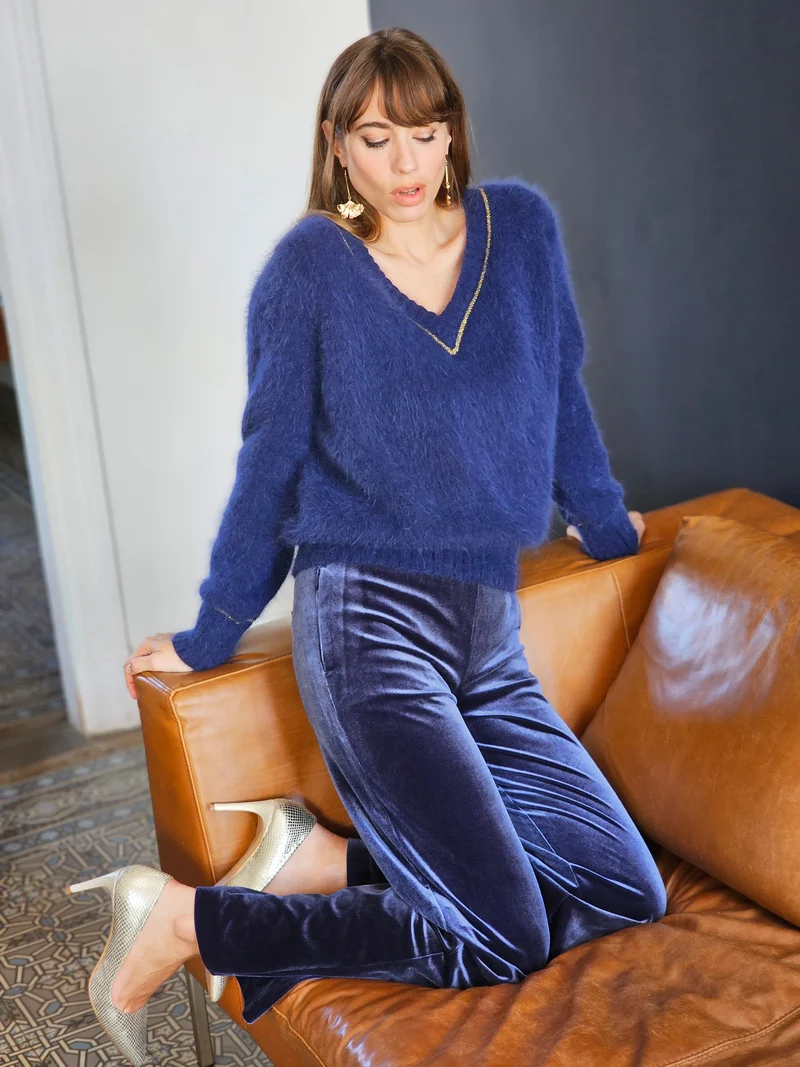 Pull Avy Angora Marine et doré.