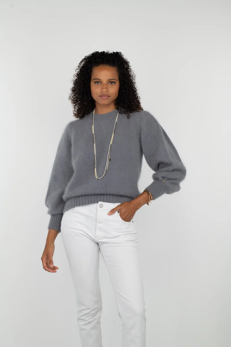 Pull Alix Angora gris cumulus.