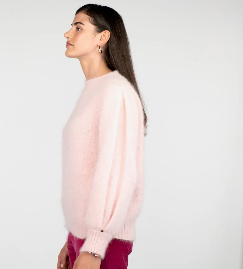 Pull Alix Angora Rose poudré.