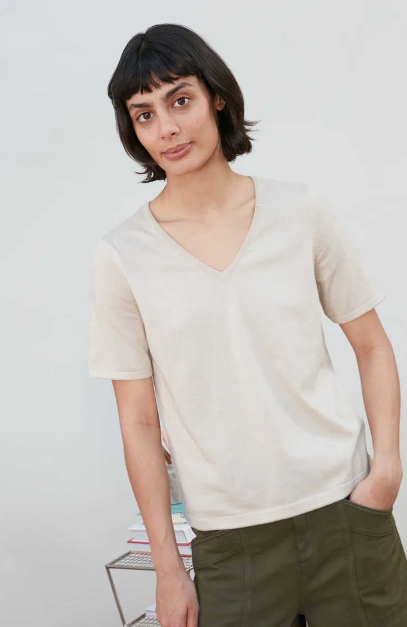 Womens Ultra Fine Cotton V Neck Knitted T-Shirt
