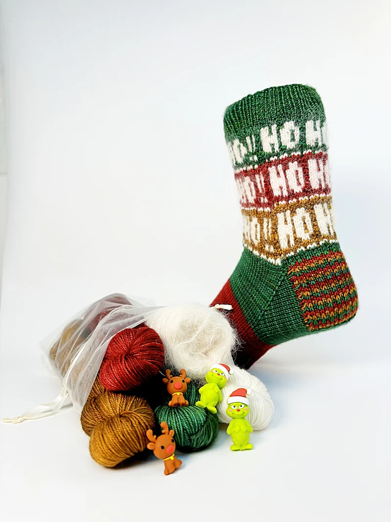 Ho Ho Ho ! Socks | Knitting Pattern and Optional Kits