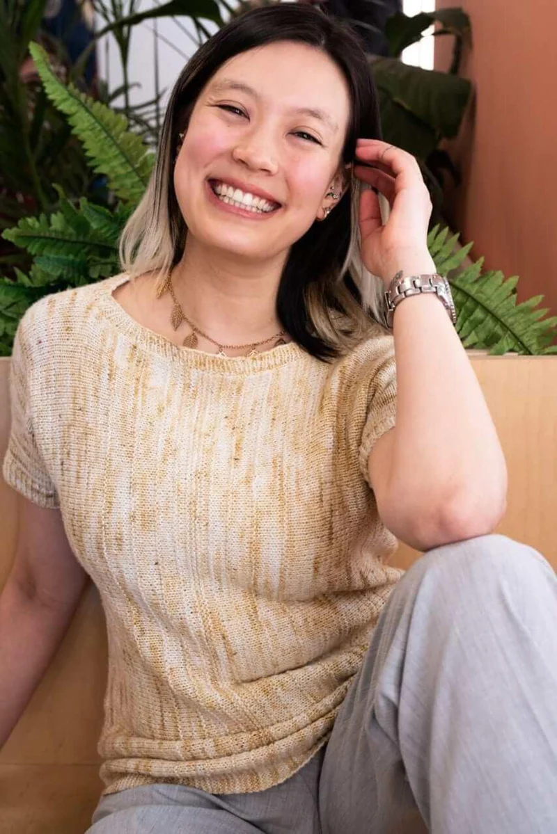 Vertiligne Pullover | Free knitting pattern and Optional Kits