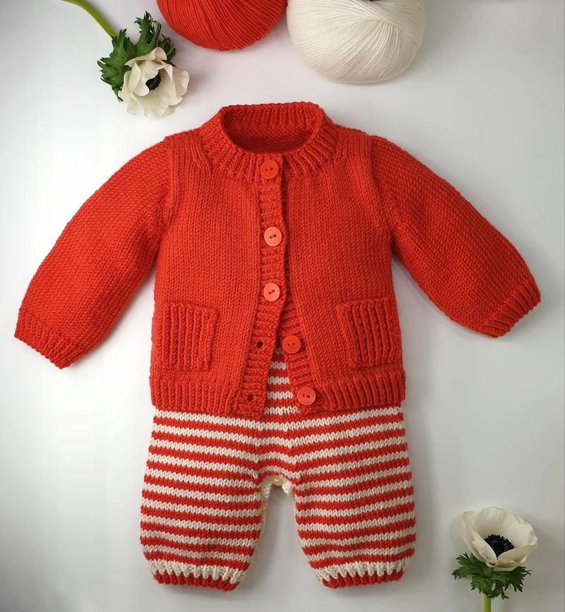 Cardigan bébé Kaki.