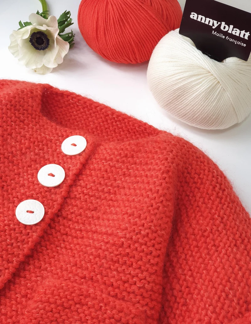 Manteau bébé Pin à tricoter.
