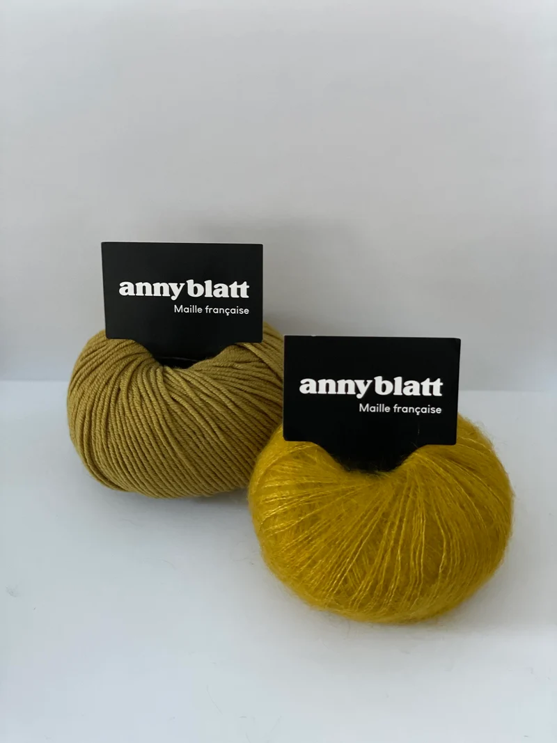 Manteau bébé Pin à tricoter.