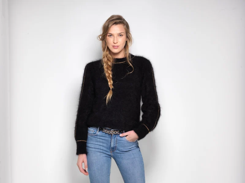 Pull Alix Angora Noir et doré.