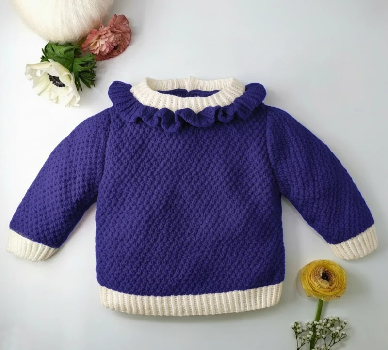 Brassière bébé Violette à tricoter.