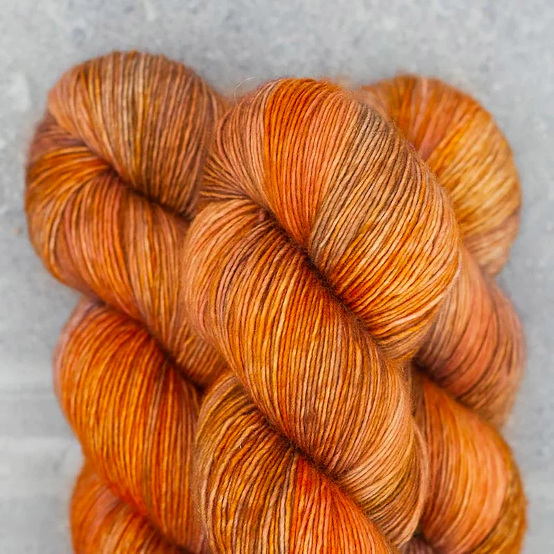 Twist Light - MadelineTosh