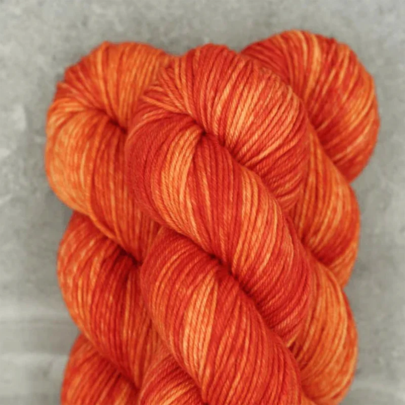 Twist Light - MadelineTosh