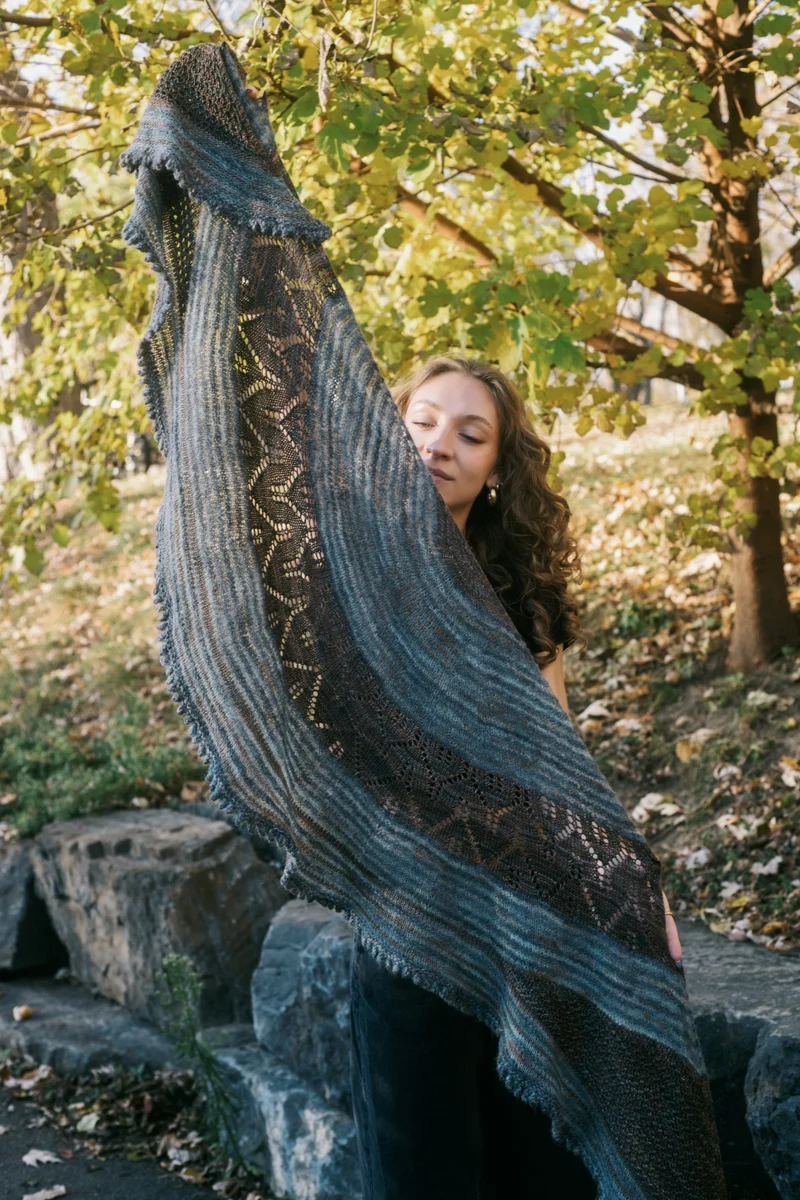Folies Bergère Shawl | Knitting pattern and Optional Kits