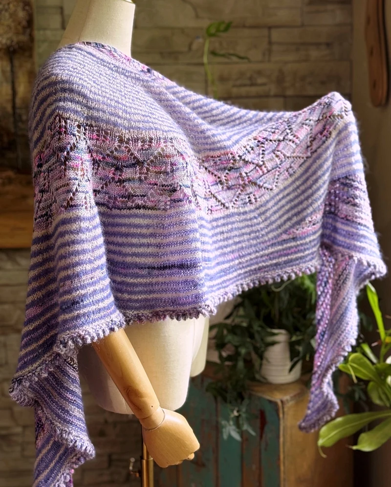 Folies Bergère Shawl | Knitting pattern and Optional Kits
