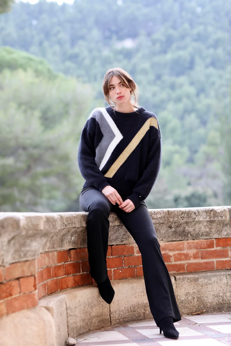 Pull Inès Noir et Naturel prêt-à-porter.