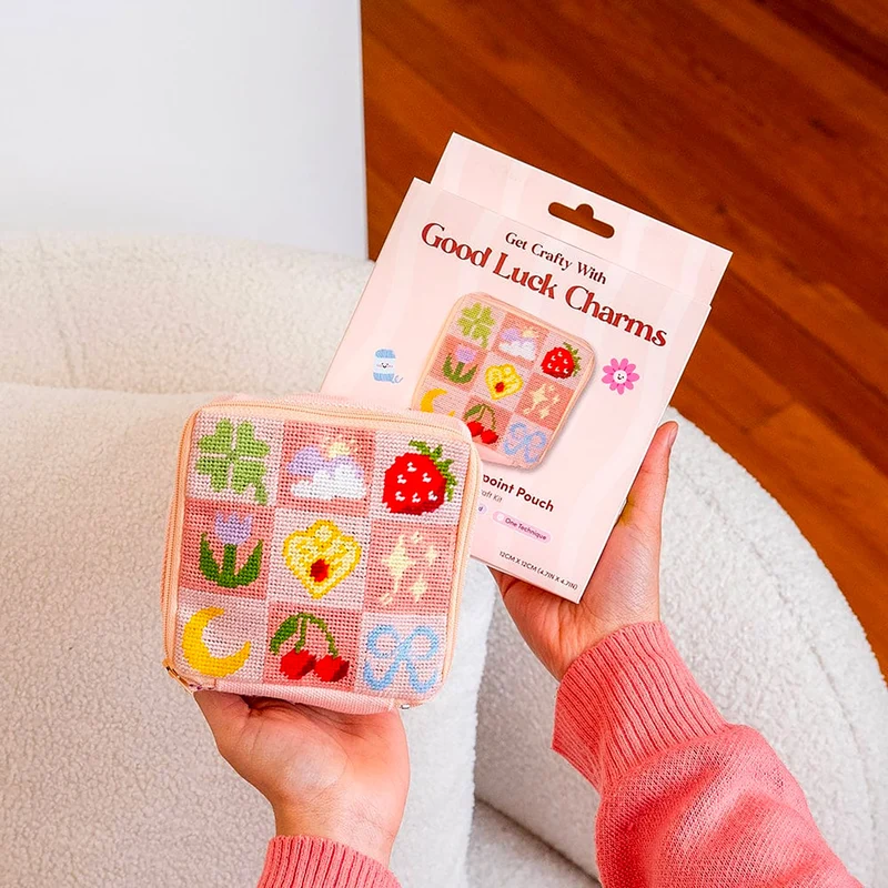 Kits de Broderie au Demi-Point de Croix - Craft Club