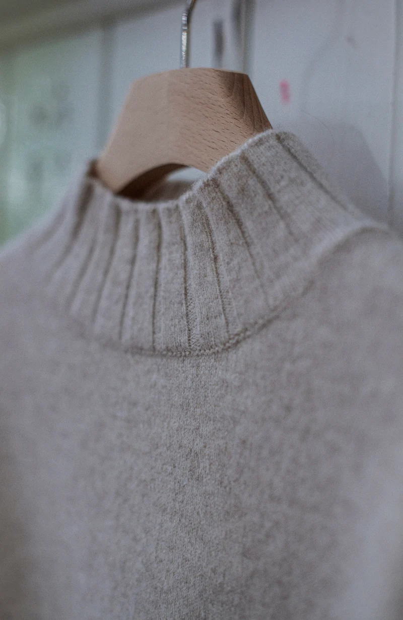 Womens Lambswool Grown On Neck Jumper