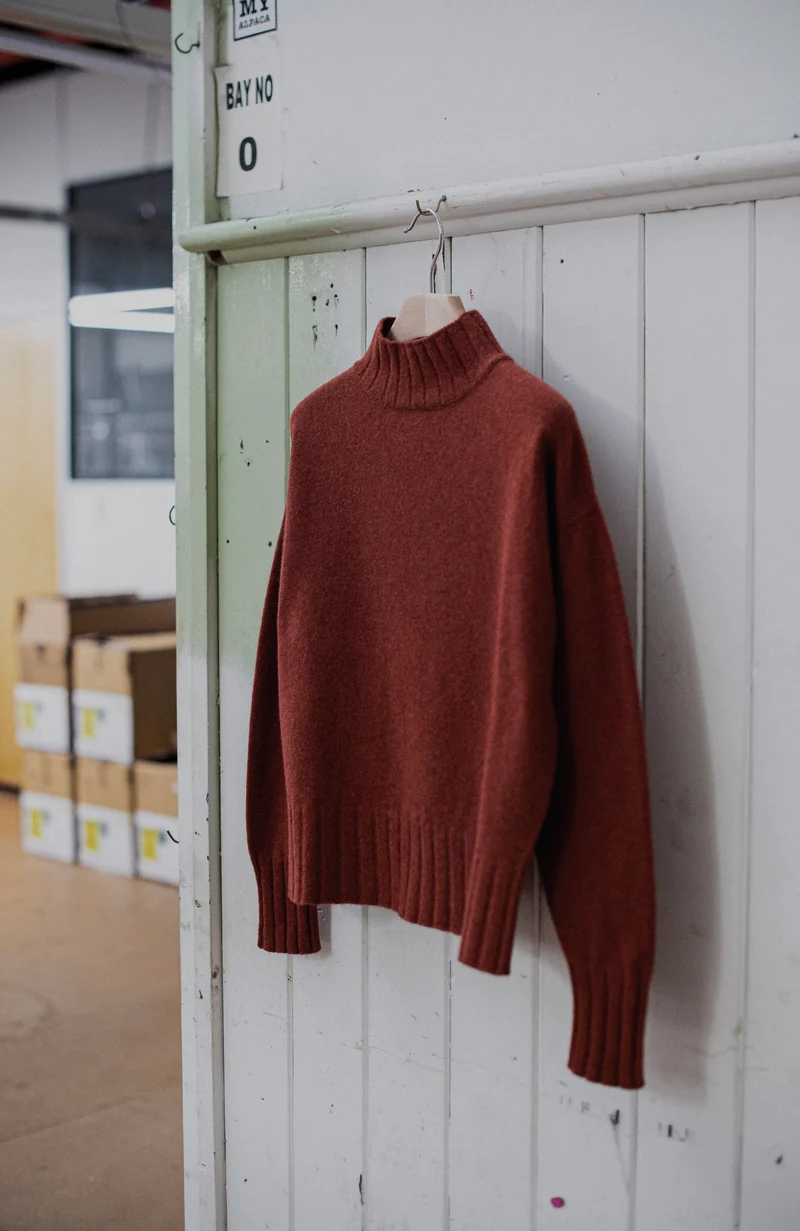 Womens Lambswool Grown On Neck Jumper