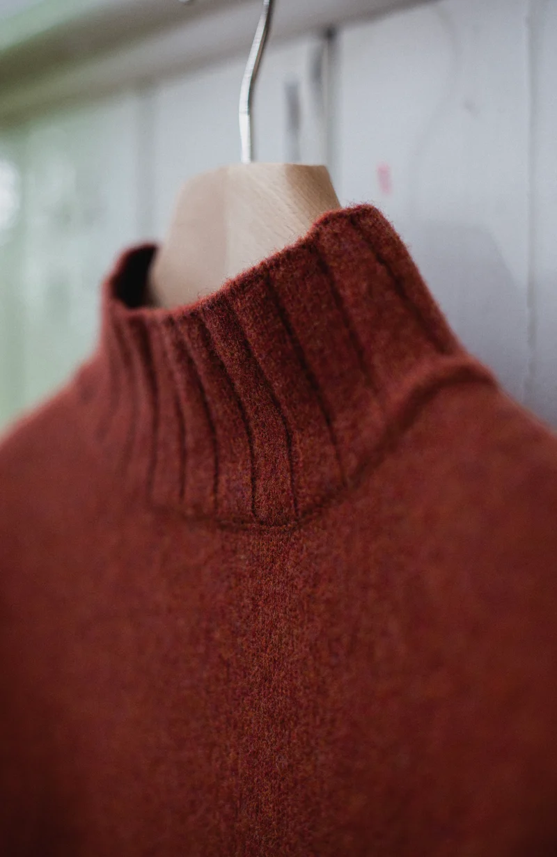 Womens Lambswool Grown On Neck Jumper