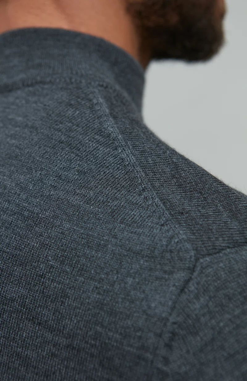 Mens Extra Fine Merino Wool Mock Turtleneck Jumper