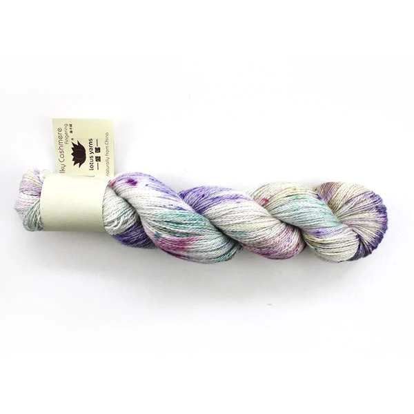 fils de lotus soyeux cashmere doigté peint à la main