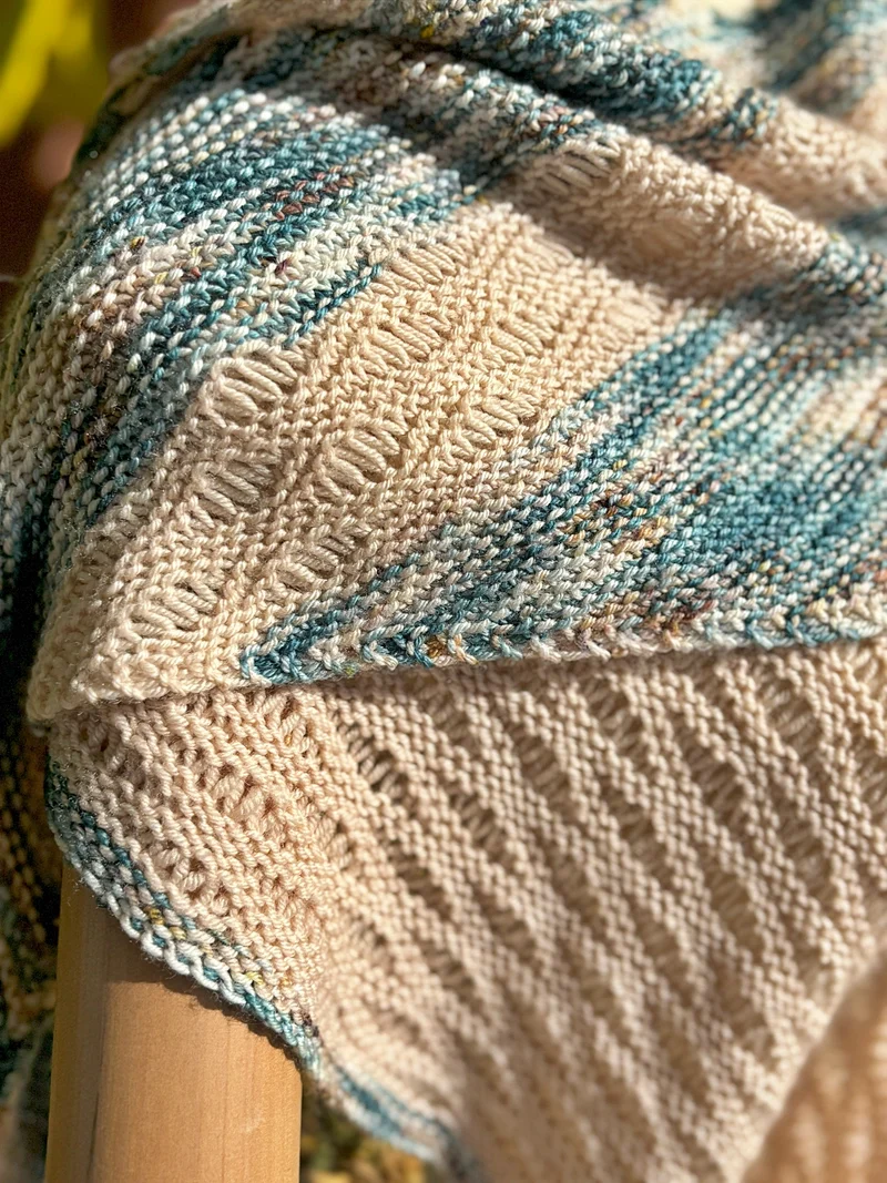 Memories Of Maine Shawl | Knitting pattern with or without yarns