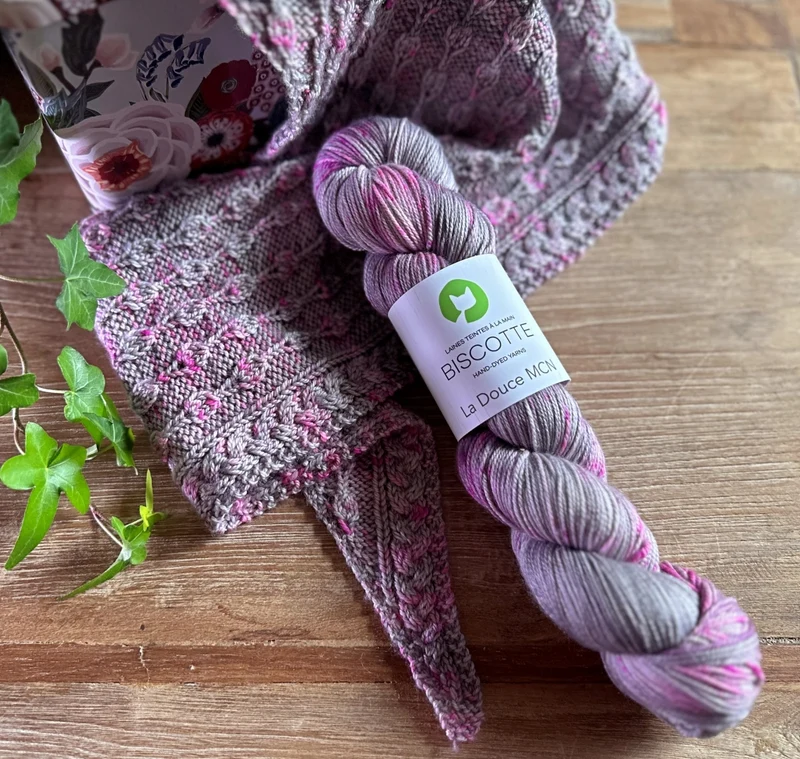 Harmony Waves shawl | Knitting pattern or knitting kits