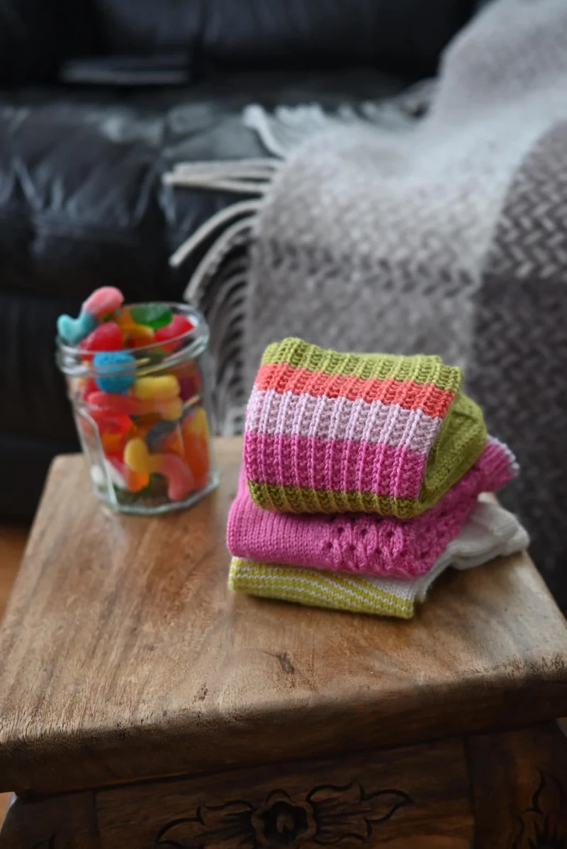 Gourmandises by Marie-Christine Levesque - sock patterns book