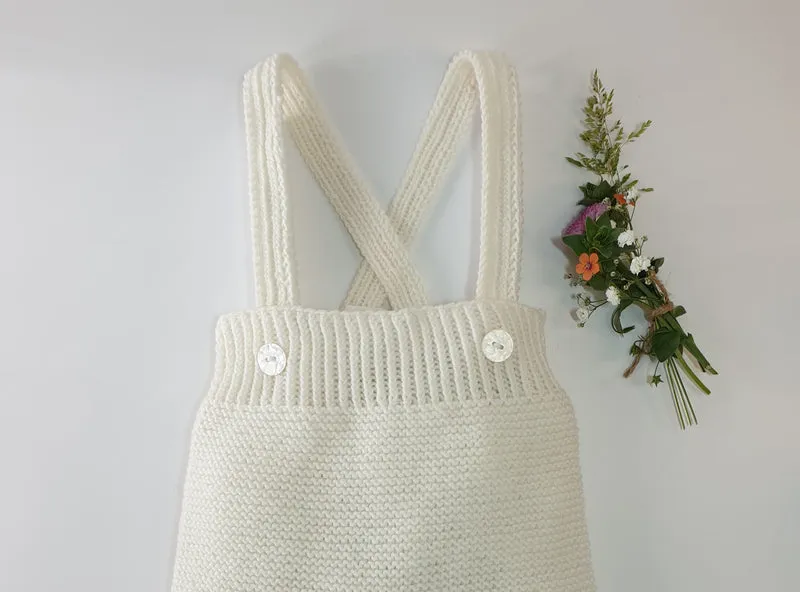 Pantalon bébé Pepino à tricoter.