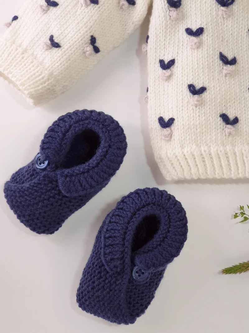 Bonnet et chaussons bébé Citron à tricoter.