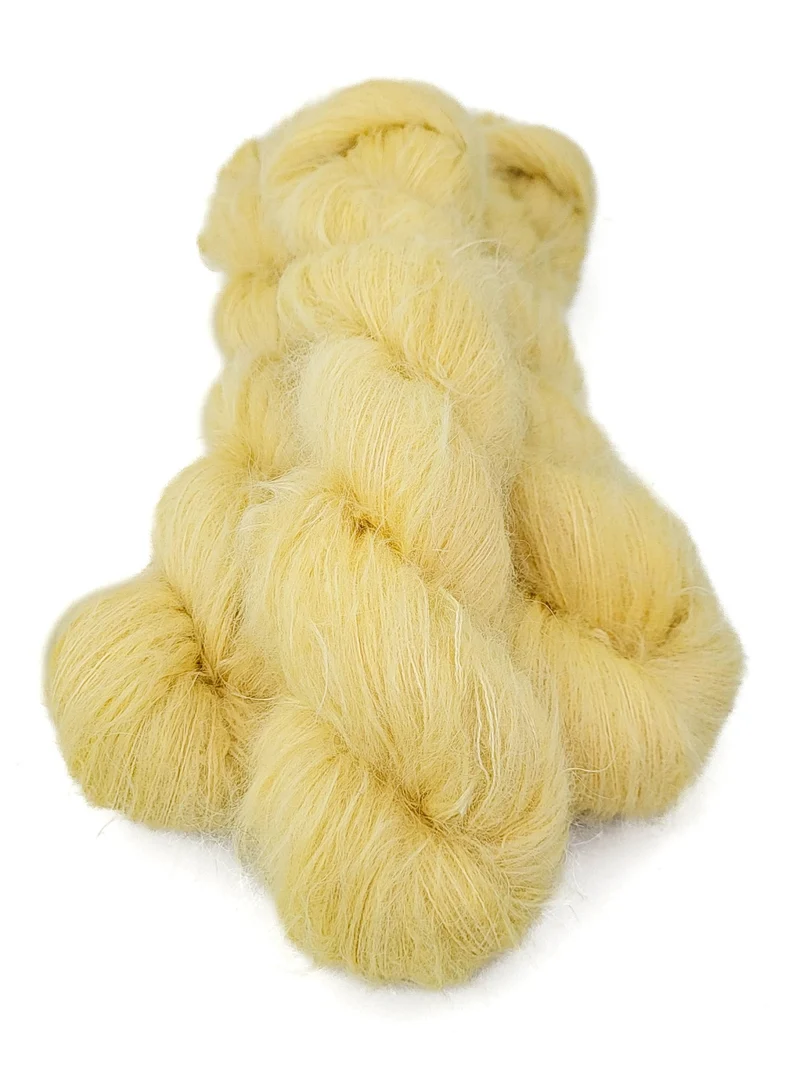 PETITE SURI CRÈME AU BEURRE