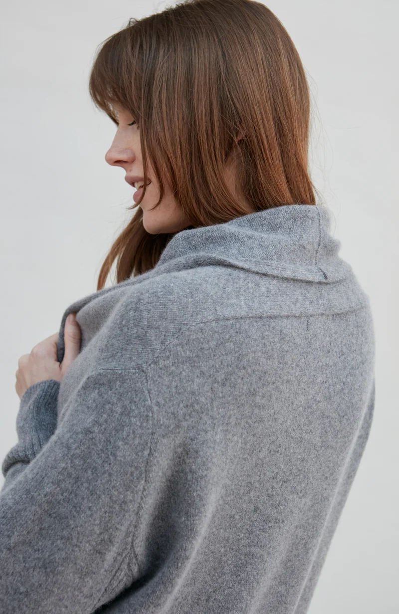 Womens Pure Lambswool Long Line Cardigan with Pockets