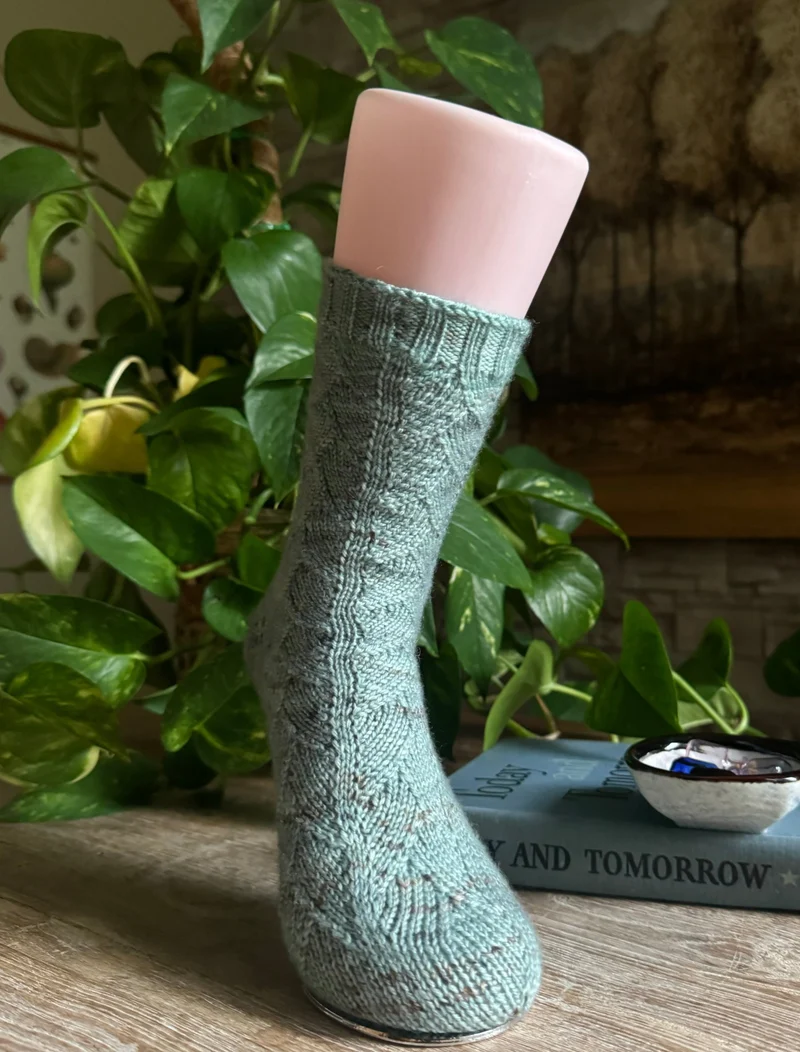 Shoreside sock | Knitting pattern and knitting kits