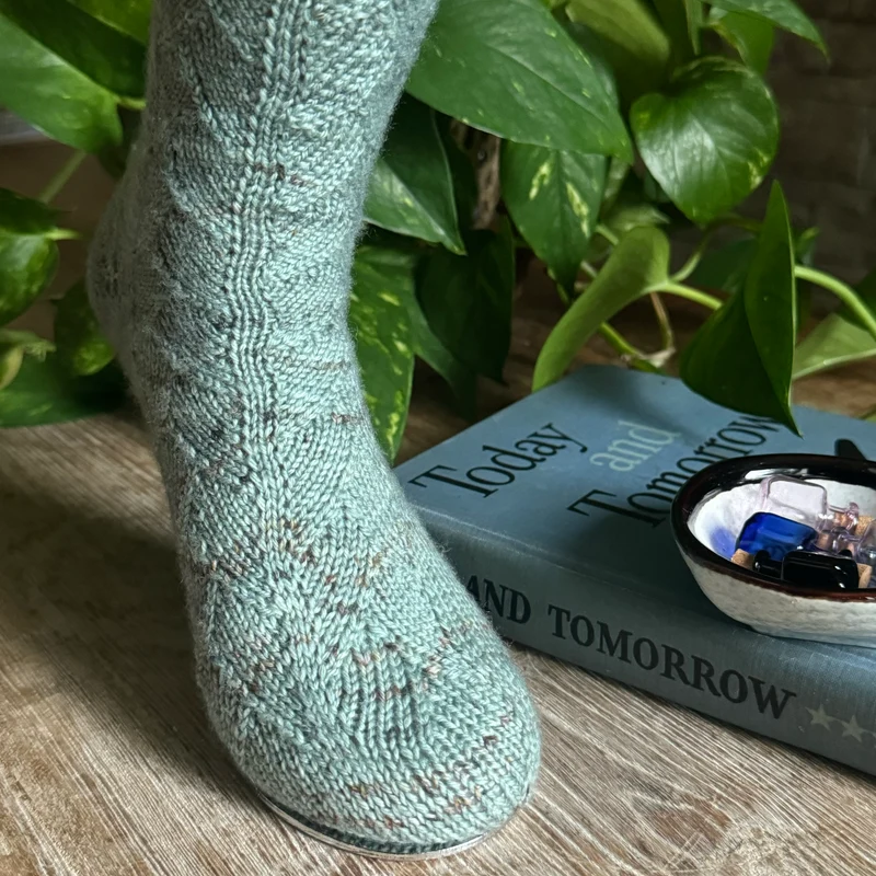Shoreside sock | Knitting pattern and knitting kits