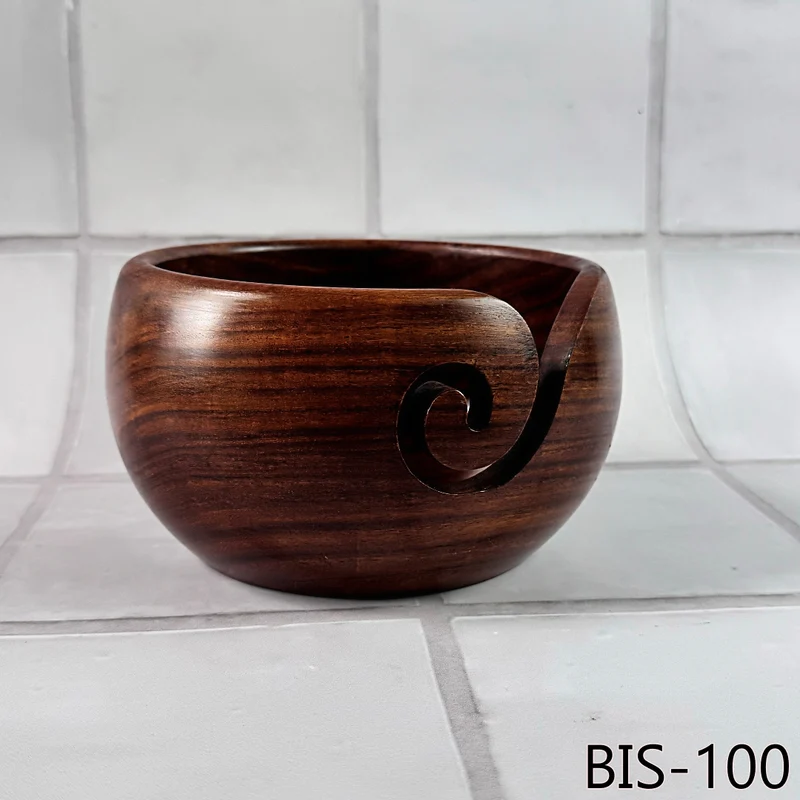 Wooden Yarn Bowl for knitting - Biscotte Yarns