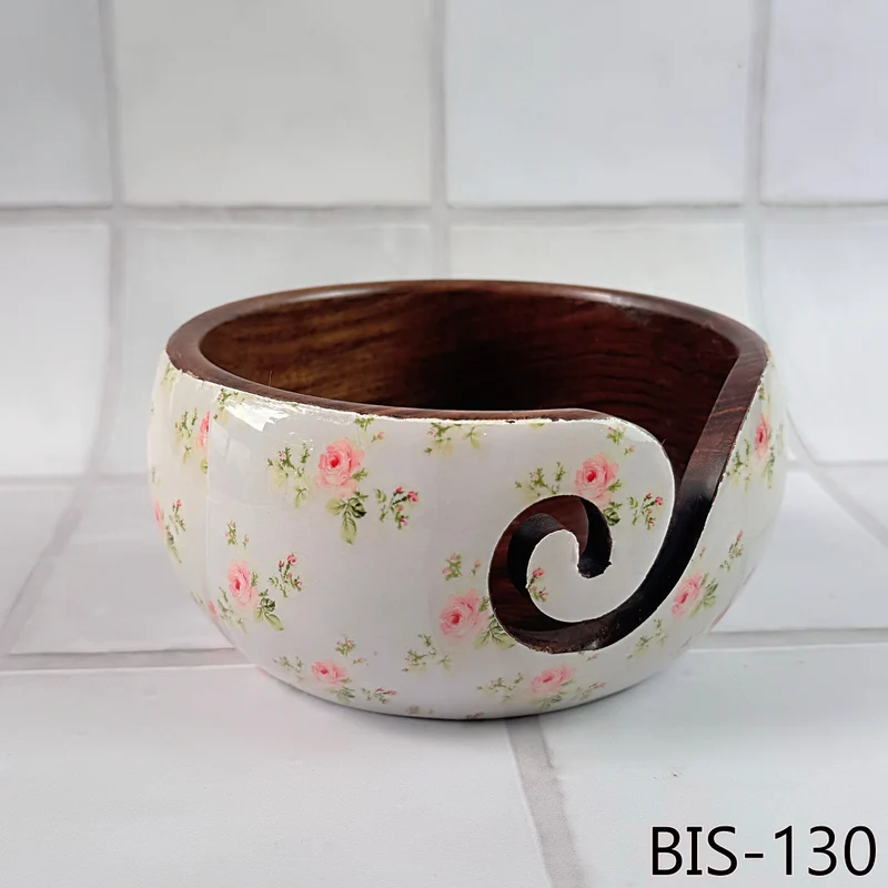 Wooden Yarn Bowl for knitting - Biscotte Yarns