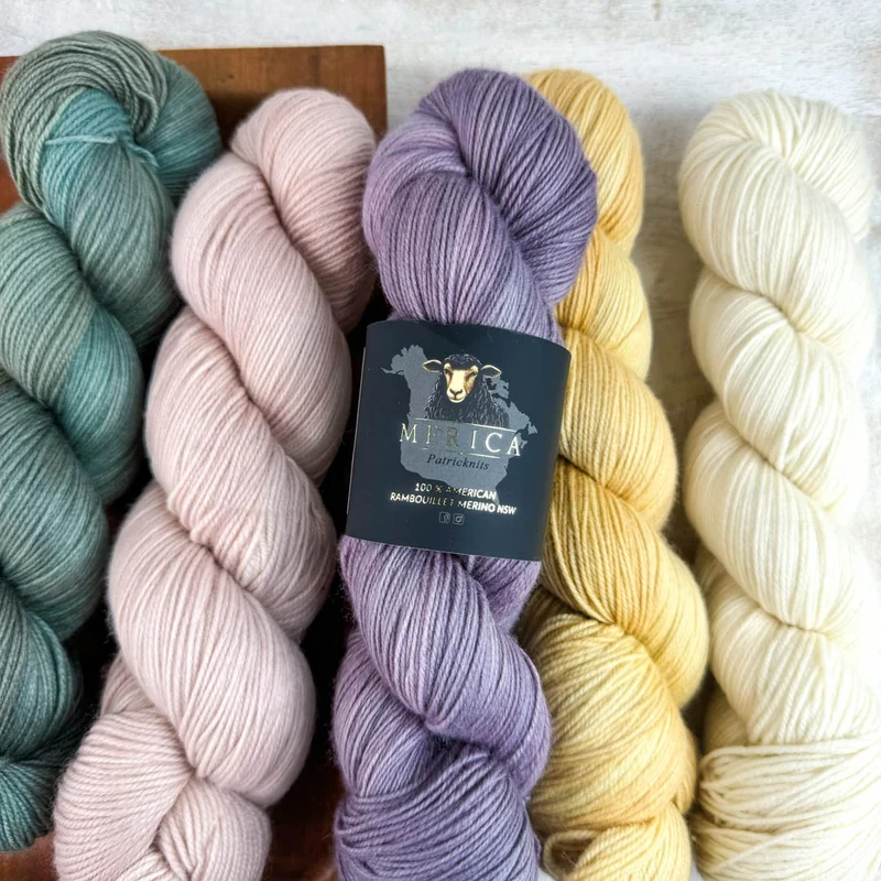 Zoe Cowl | Knitting pattern & kits