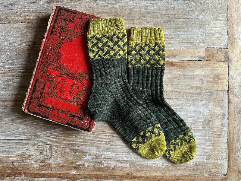 Nature socks | Knitting pattern & kits