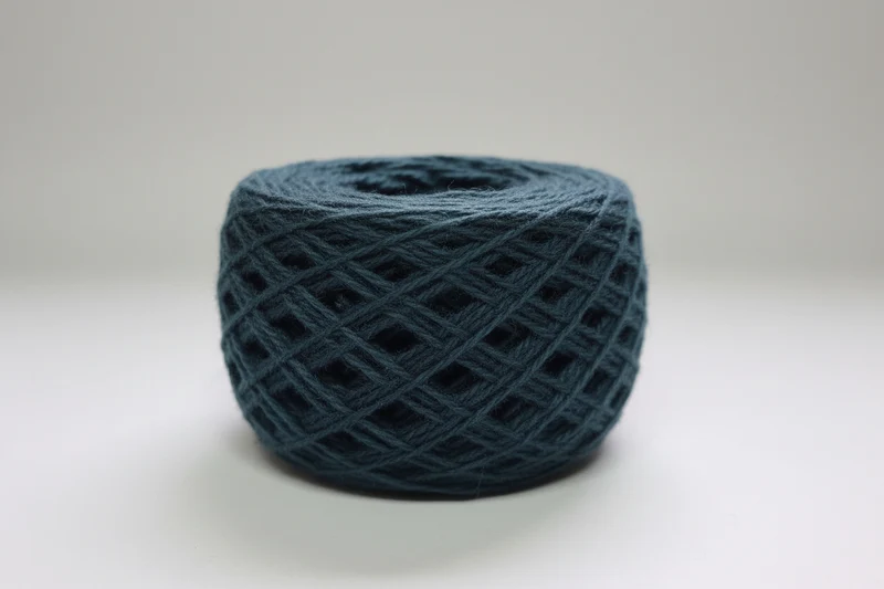Fil laine d’agneau 50g 175m aiguilles 3-4 mm – laine naturelle tricot