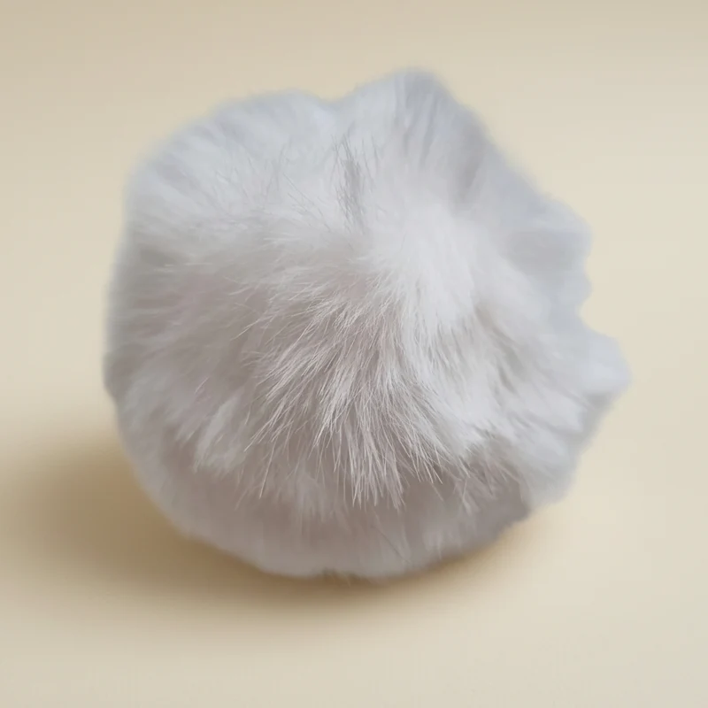 Pompons 8 cm en fausse fourrure de lapin douce avec boucles élastiques