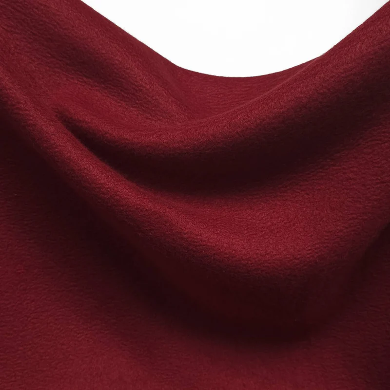 Polar | Uni | Anti-boulochage | Bourgogne | 107 cm | Fin de rouleau