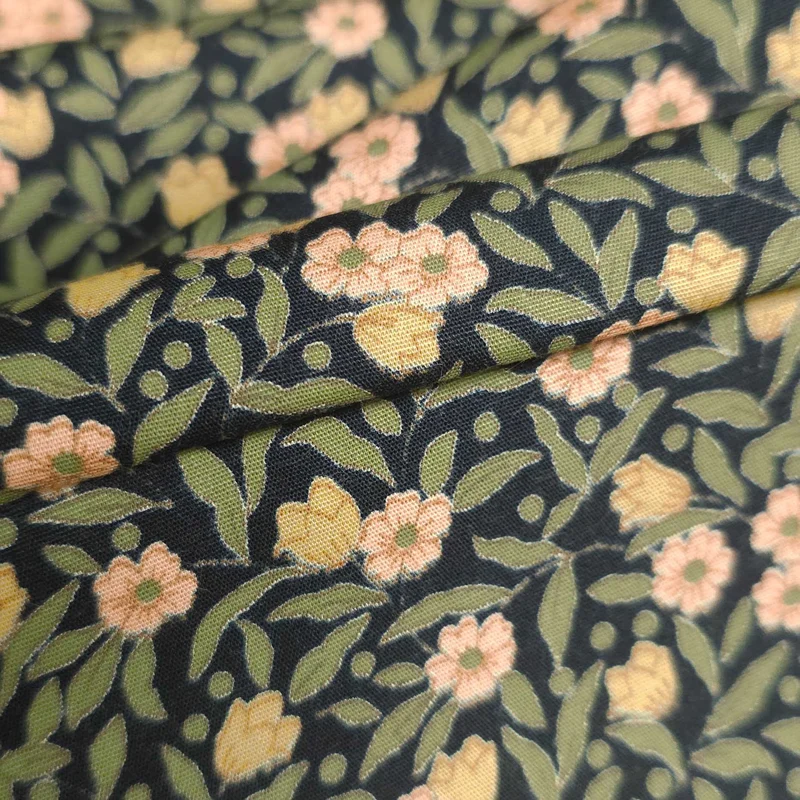 Popeline de coton japonaise Sevenberry | Petites fleurs marine