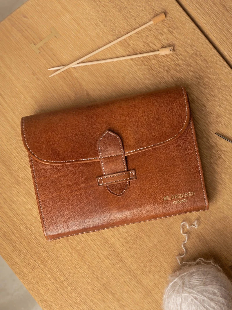 Project 18 - Walnut/Gold