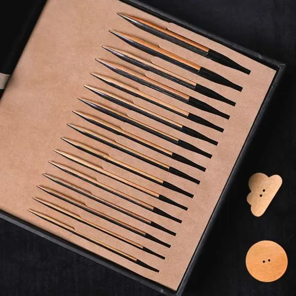 Set d'aiguilles circulaires interchangeables KnitPro. Accessoires Interchangeable, "Day & Night"