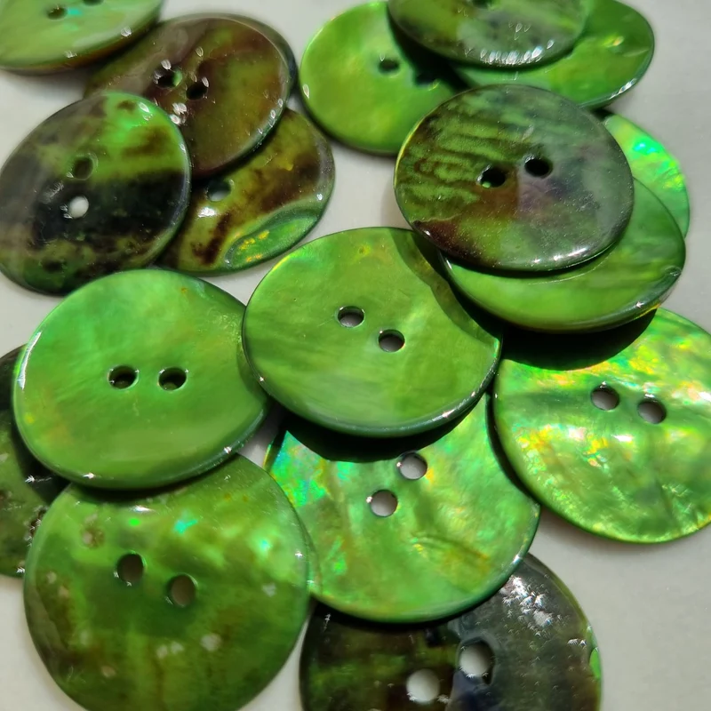 Bouton en Nacre Agoya – – 2 Trous – 15 mm 18 mm 22 mm 27 mm 35 mm– Brillant et Naturel