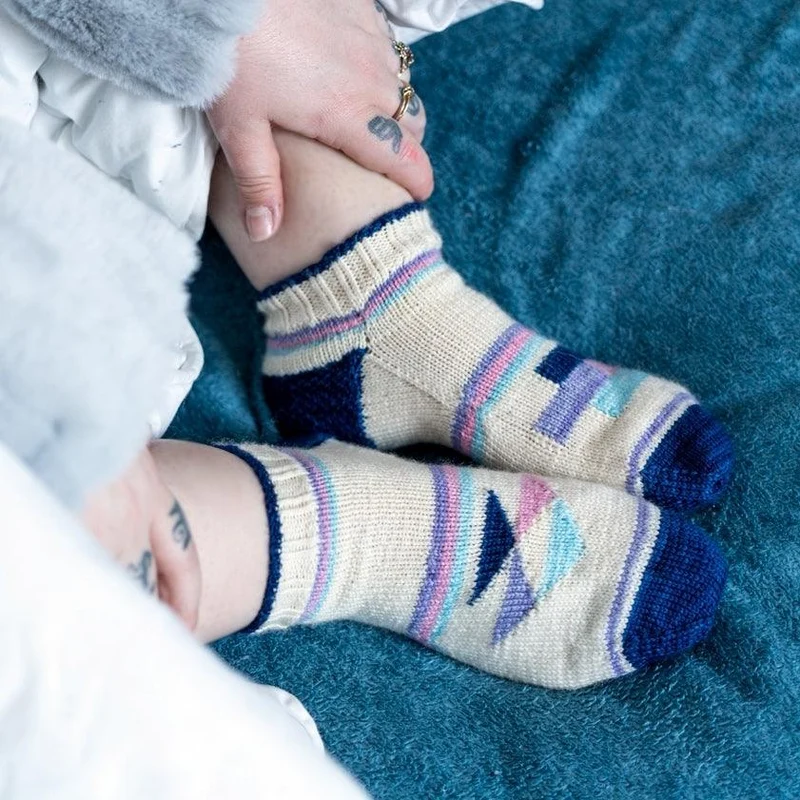 Que Tout Oppose ankle socks - Knitting pattern and knitting kits